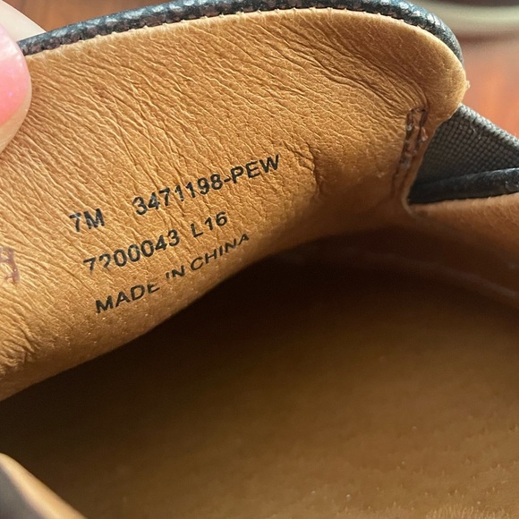 Frye Ivy Slip On Sneakers in Pewter Metallic Silver Size 7 - Picture 6 of 8